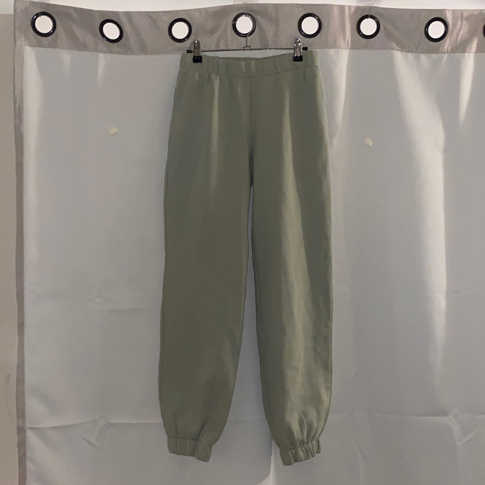 Brandy Melville John Galt Rosa Sweatpants Green One Size